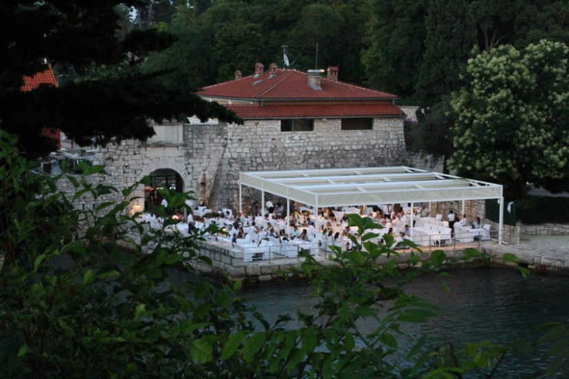 Restoran Fo&scaron;a