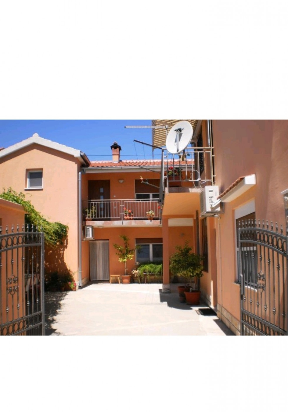 Apartmani Lučić