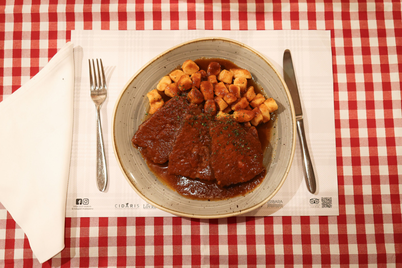 Pa&scaron;ticada, the Most Famous Dish of Zadar and Dalmatian Cuisine