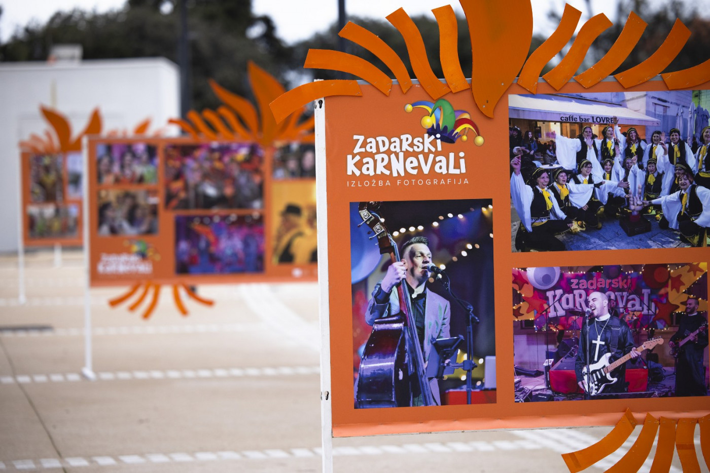 Traje Karneval To Go na gradskim ulicama