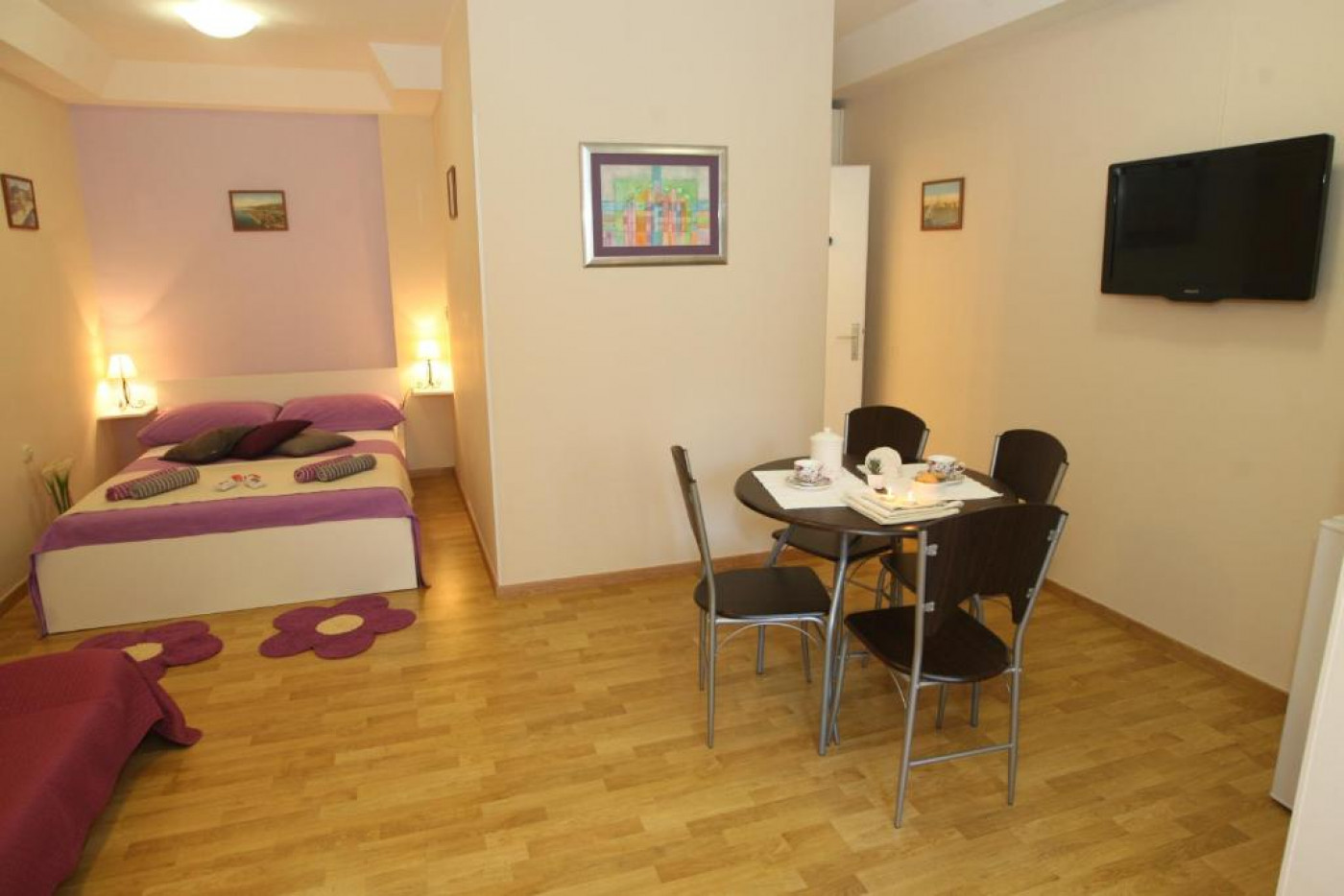 Miriam Apartments