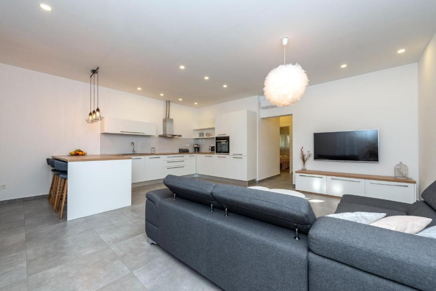 Angela Luxury Apartment I