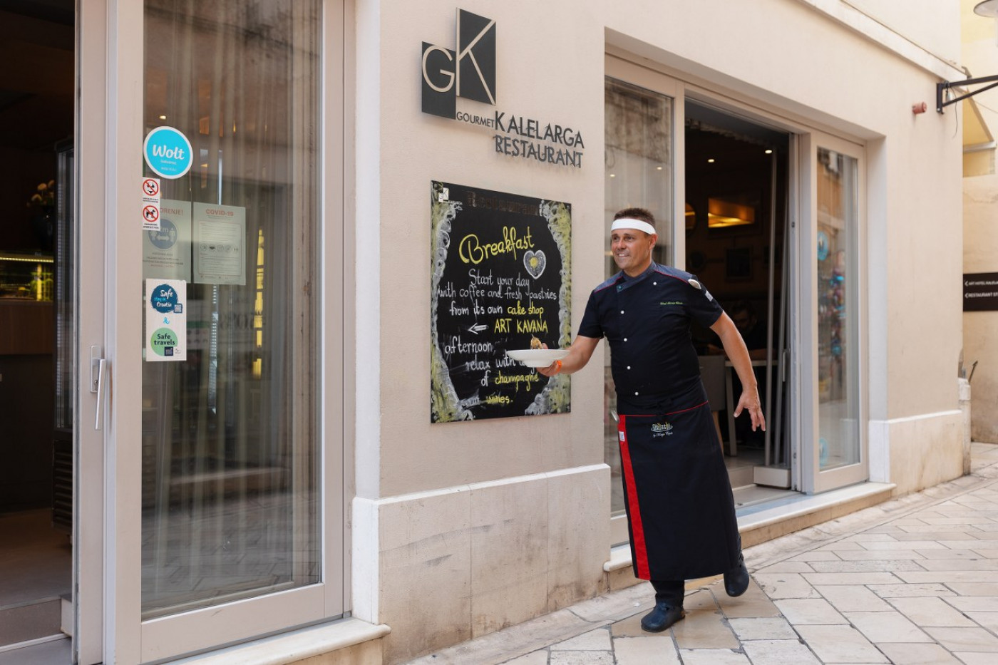 How the Sardine Returned to a Small Bistro in the Heart of Kalelarga