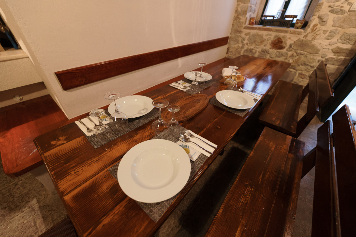 Brudet Cooked in a Lopiž With a Taste of the Historical Glory of Iž Pottery