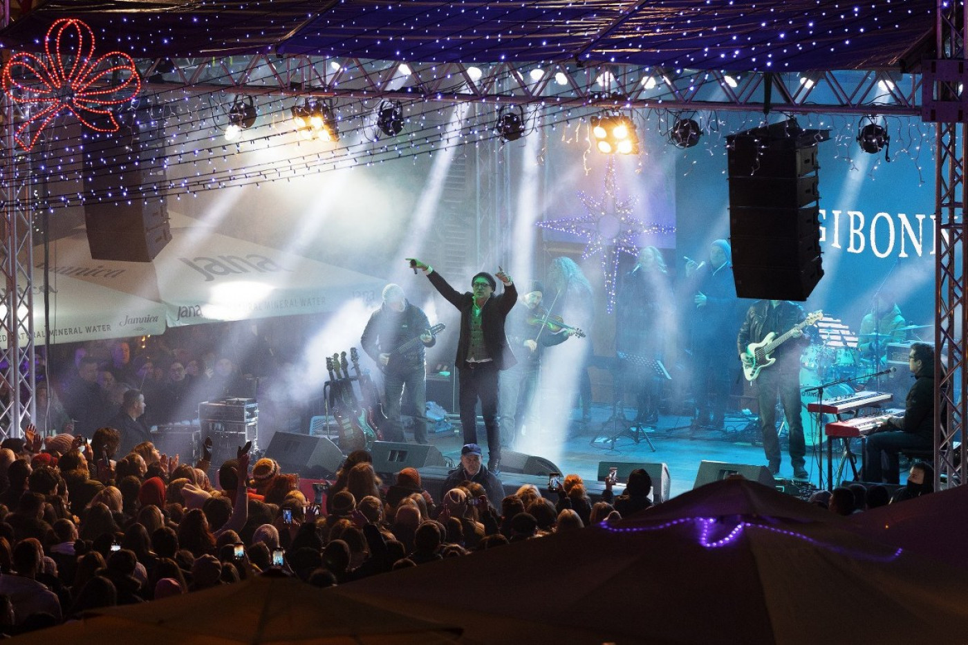 The Split Star Was Welcomed by the Crowded Christmas Market Square in Zadar
