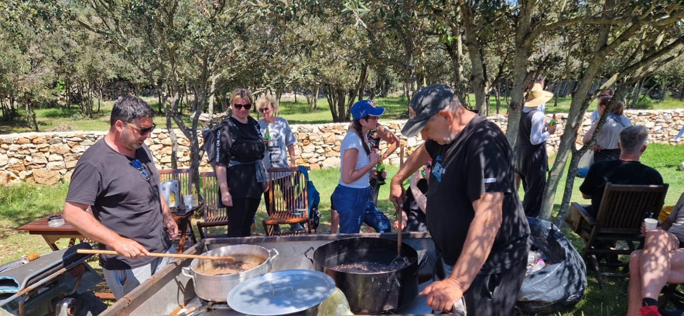 Olib Shines Thanks to Joint Action of Locals and Guests