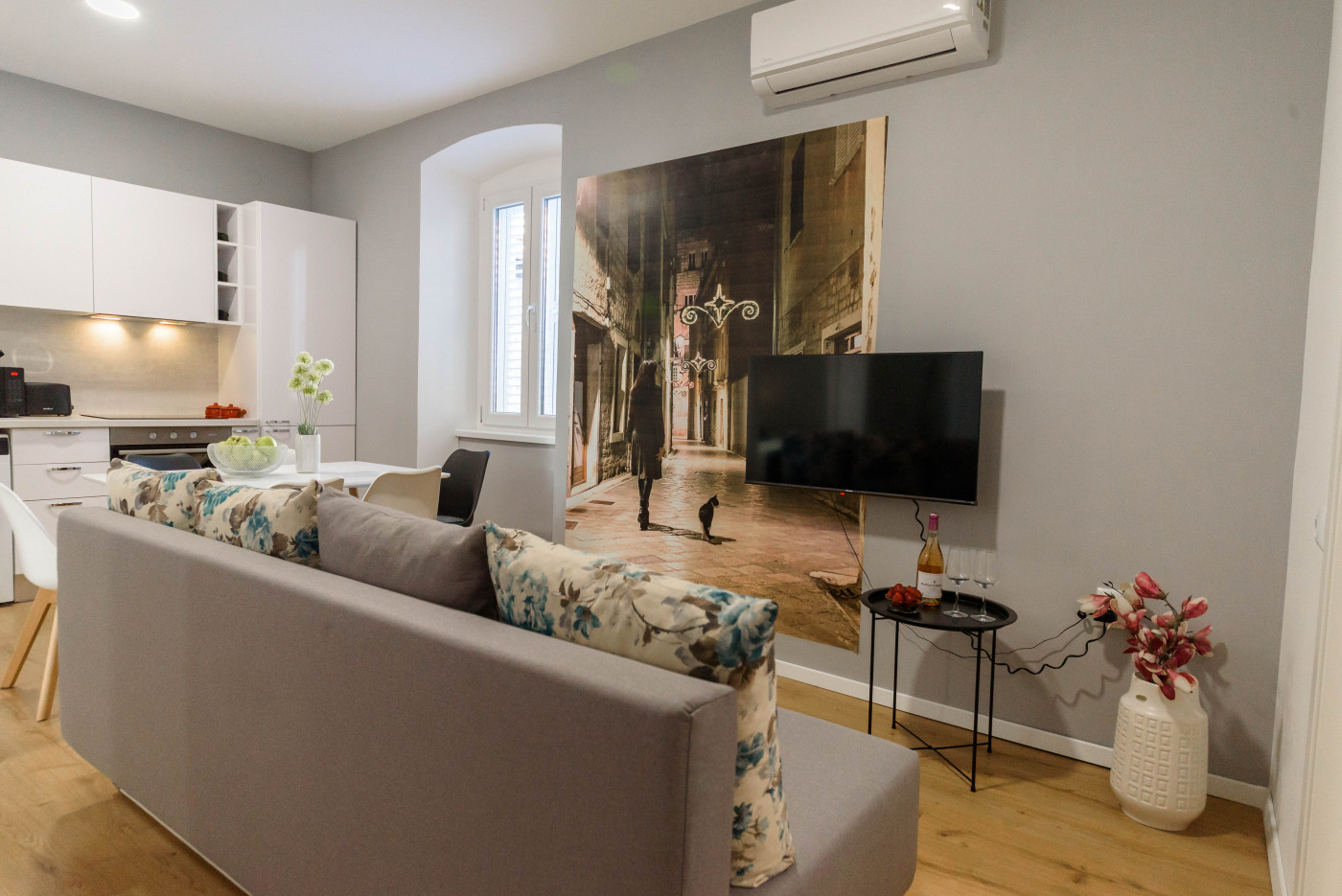 Apartments Poluotok 1&2