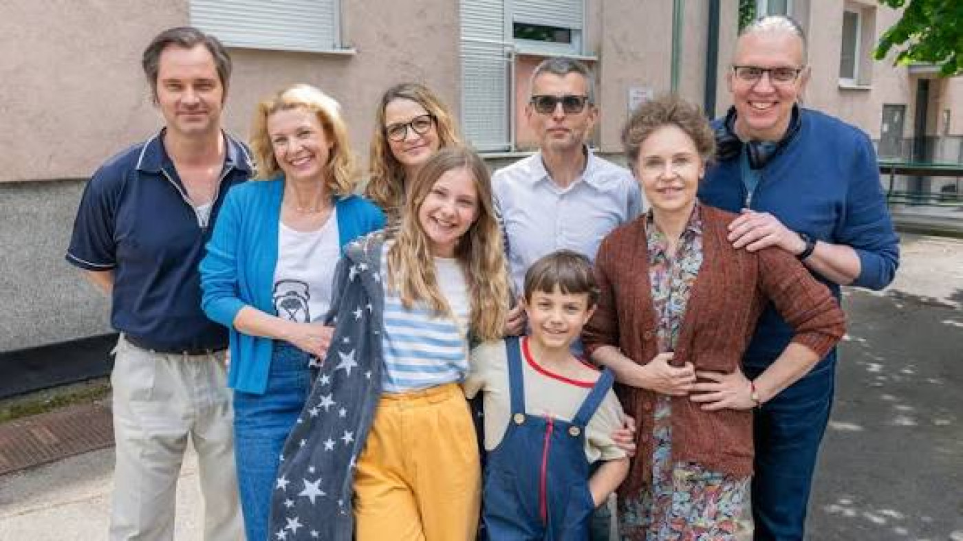 Kino Zona | Whites Wash at Ninety
